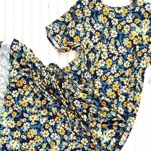 Maxi Dress, glorious on Goddess figures.